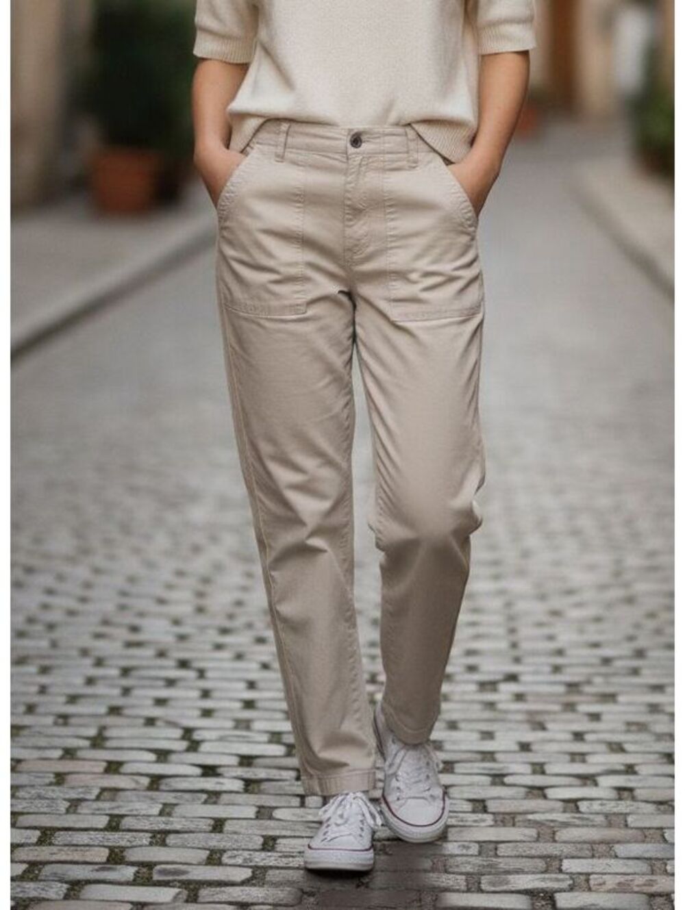 Denver Hayes Beige Pants Size 10 Classic Straight Leg Casual Neutral